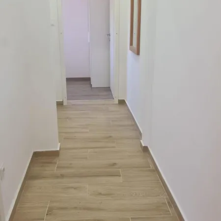 Rubbi - Two Bedroom With Terrace *