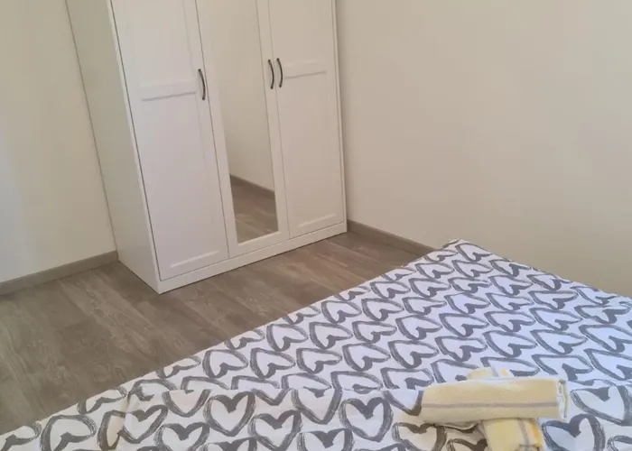 아파트 Rubbi - Two Bedroom With Terrace